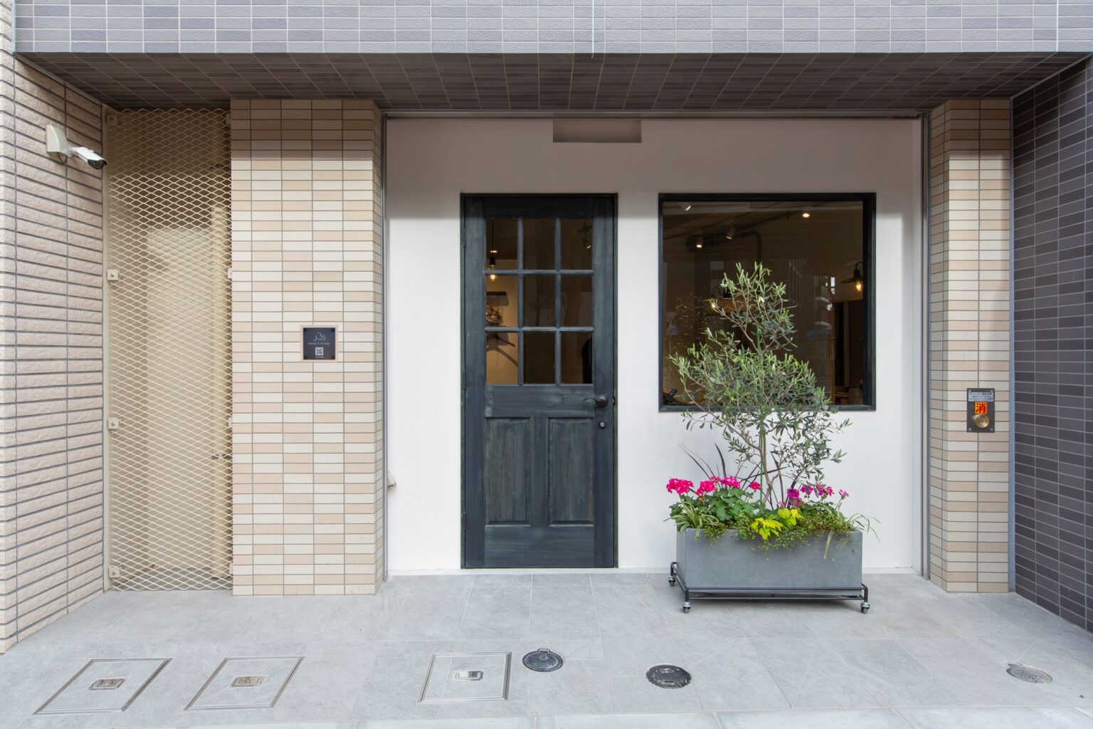 狭小店舗デザイン設計事例｜デザインと費用を極限までこだわった７坪の美容室