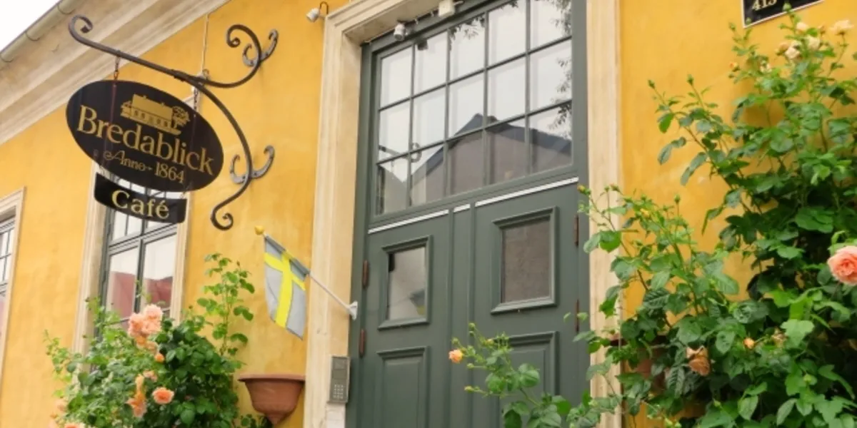 価格に見合ったおしゃれなカフェの外観づくり