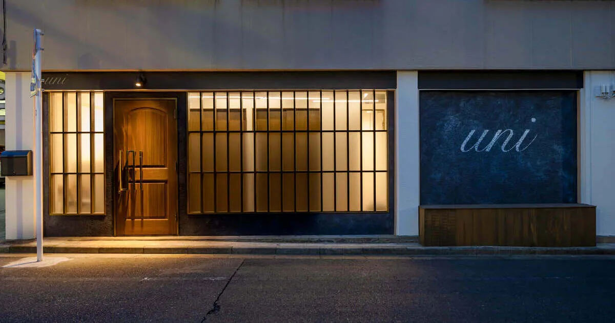 狭小店舗デザイン設計事例｜個室内の居心地重視で設計した10坪路面店